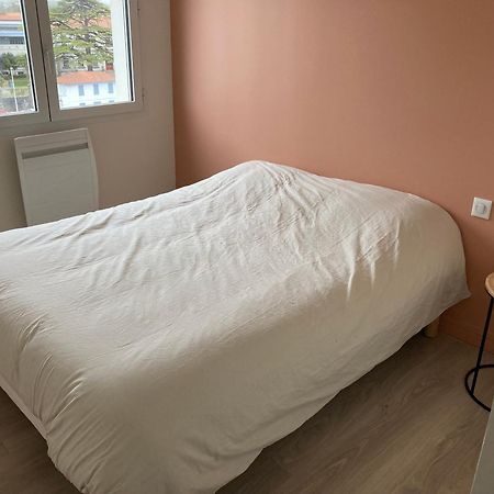 Appartement T3 Classe 3 Etoiles 巴约讷 外观 照片